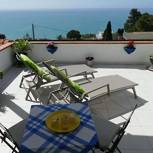  Apartment Emily Italy